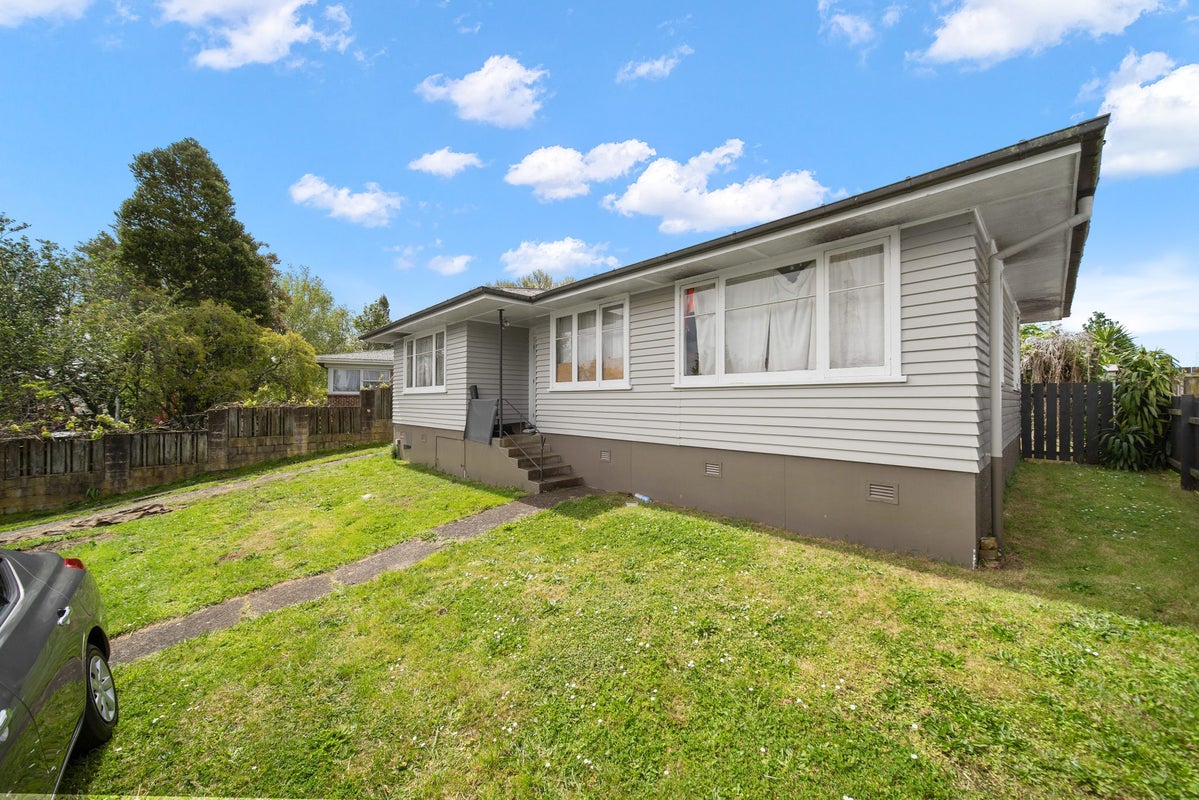 29 Maple Street, Avondale, Auckland - Carousel 2