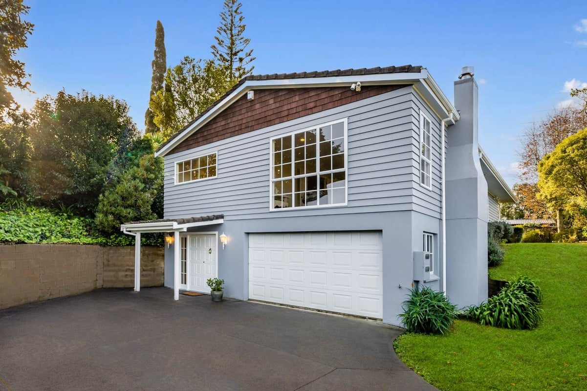 27 Stephen Lysnar Place, Hillsborough, Auckland - Carousel 2