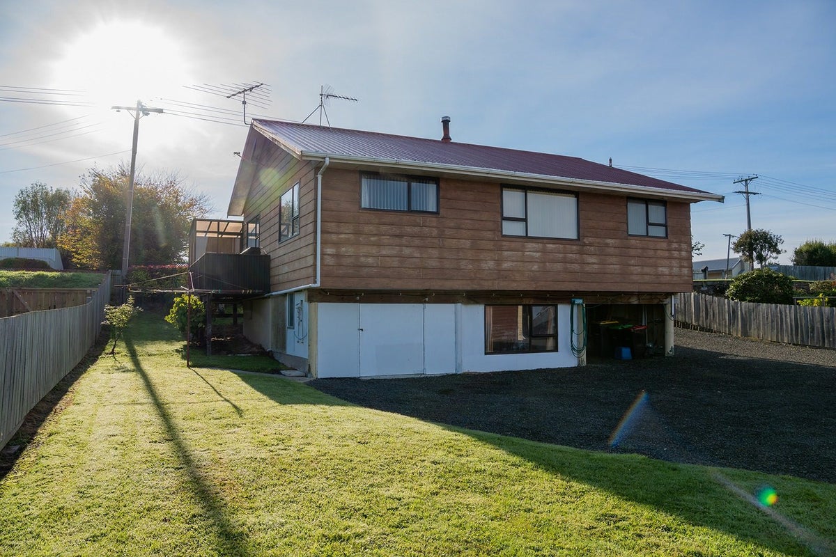 45 Beach Street, Saint Clair, Dunedin - Carousel 23