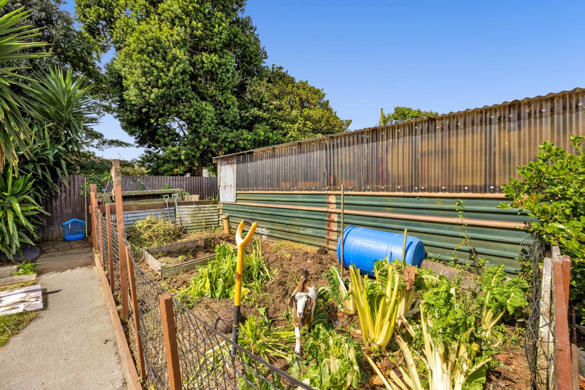 15 Atkinson Street, Normanby, Hawera - Carousel 15