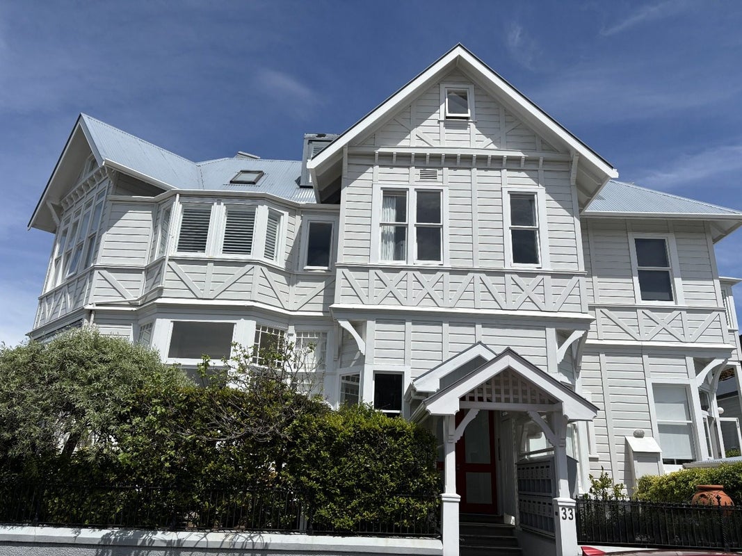 6/33 Hobson Street, Thorndon, Wellington - Carousel 1