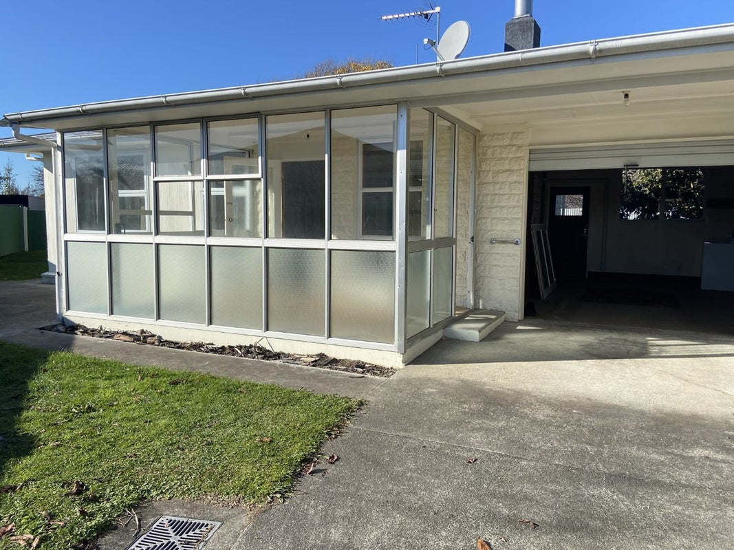 2/277 Scott Street, Witherlea, Blenheim - Carousel 1