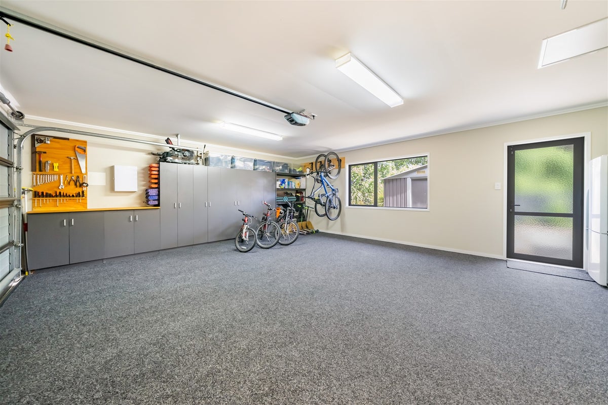6 Jade Crescent, Timberlea, Upper Hutt - Carousel 26