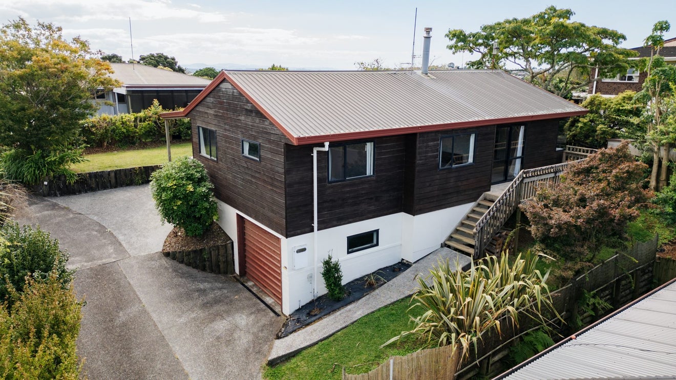 18B Lichfield Grove, Bethlehem, Tauranga - Carousel 1