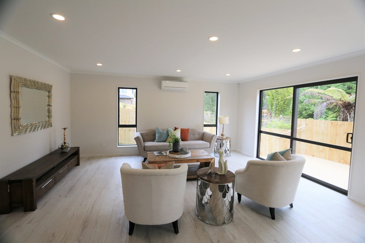 80 Sungrove Rise, Sunnyvale, Auckland - Carousel 2
