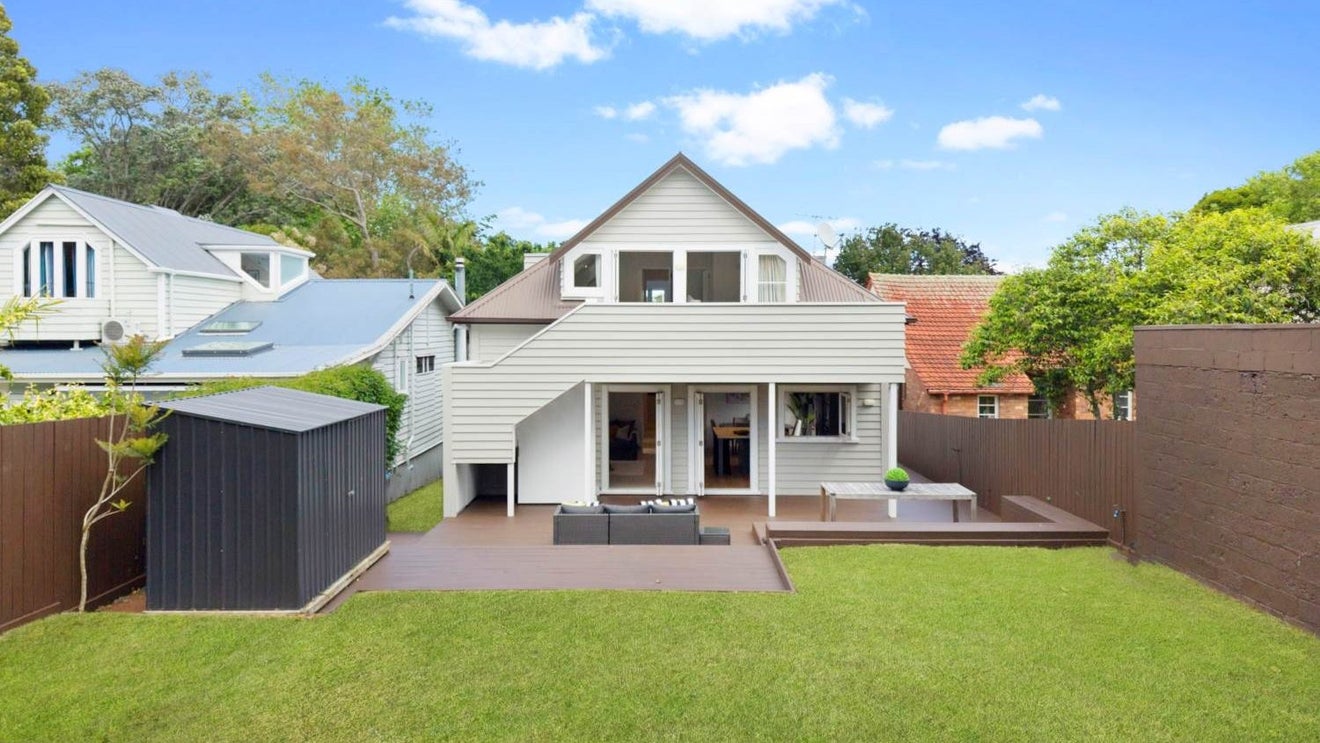 27 Woodside Road, Mount Eden, Auckland - Carousel 1