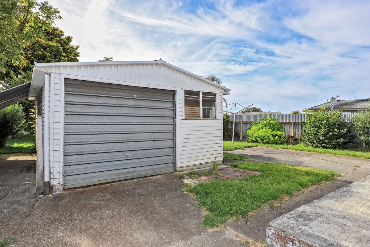 14 Cottrell Crescent, Onekawa, Napier - Carousel 15