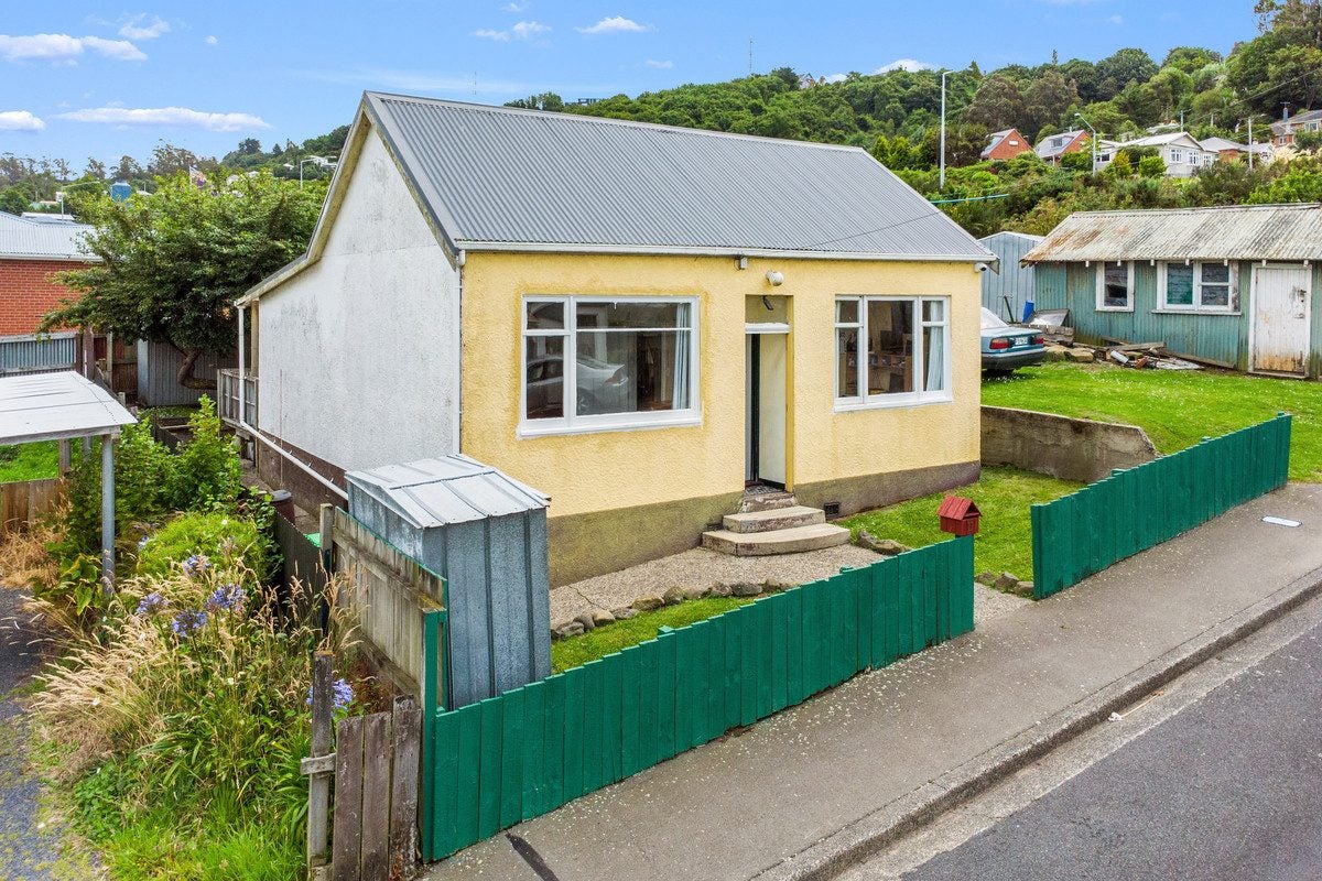 11 Catherine Street, Caversham, Dunedin - Carousel 25