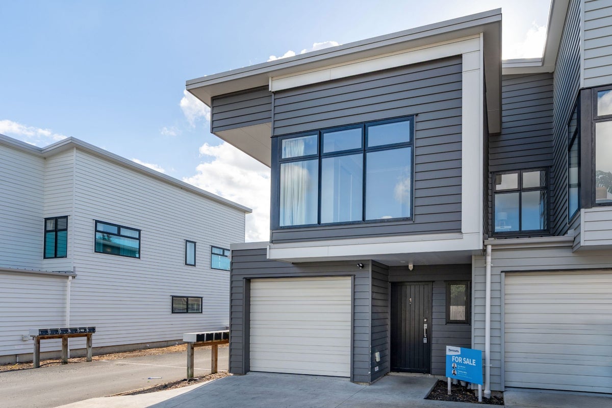 1/67 Fifth Avenue, Enderley, Hamilton - Carousel 1