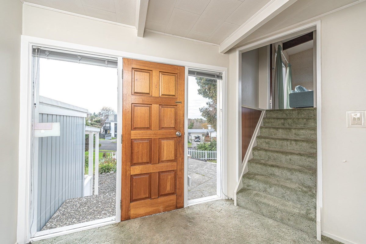 3 D'Arcy Road, Bastia Hill, Whanganui - Carousel 2