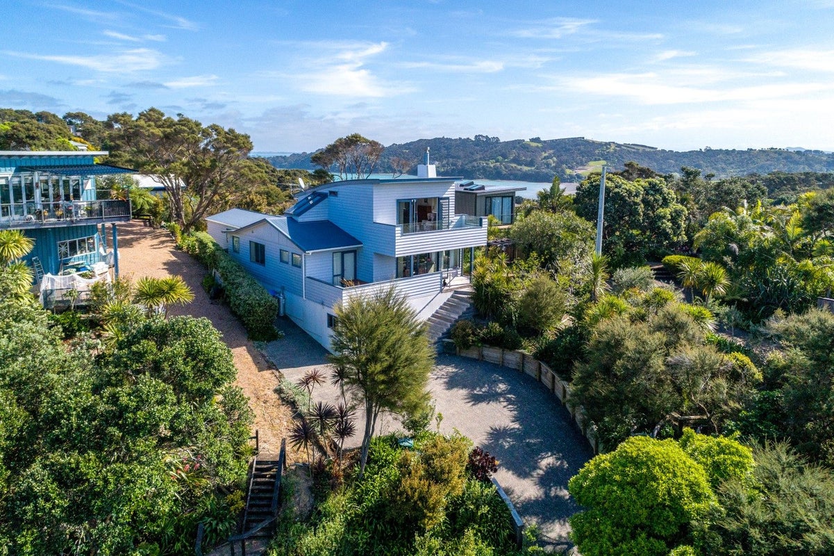 35 Tawa Street, Oneroa, Waiheke Island - Carousel 20