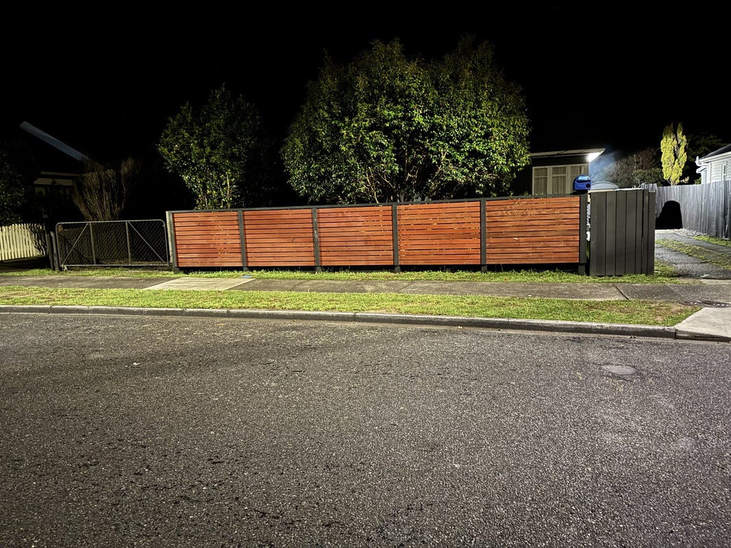 15 Gibbs Crescent, Wainuiomata, Lower Hutt - Carousel 1