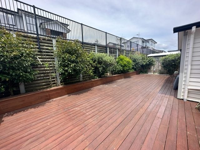 4 Turutu Place, Long Bay, Auckland - Carousel 39