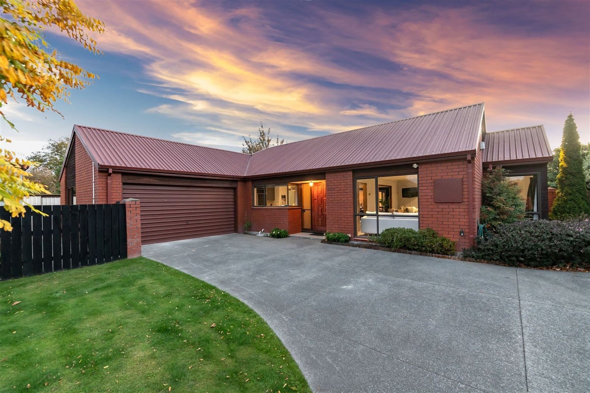 15 Nepal Place, Burnside, Christchurch - Carousel 2