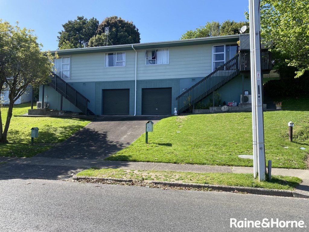 61 Seymour Place, Bellevue, Tauranga - Carousel 1