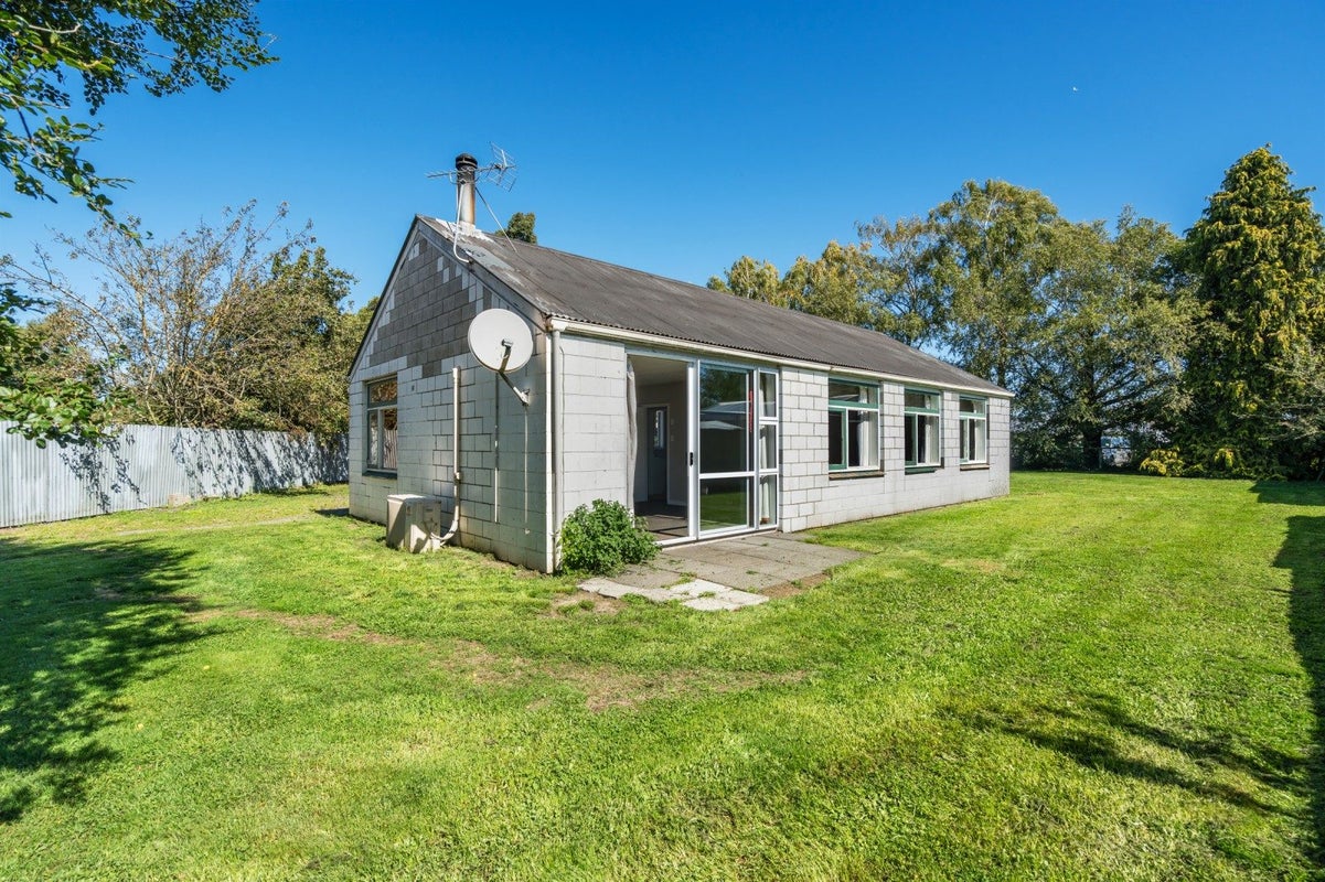 9 Telegraph Road, Darfield, Darfield - Carousel 1
