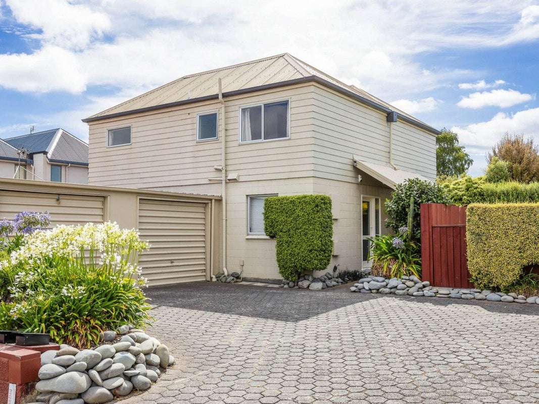 1/4 Jordan Street, Sydenham, Christchurch - Carousel 1
