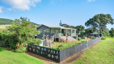 120 Maunsell Road, Tuakau - Carousel 1
