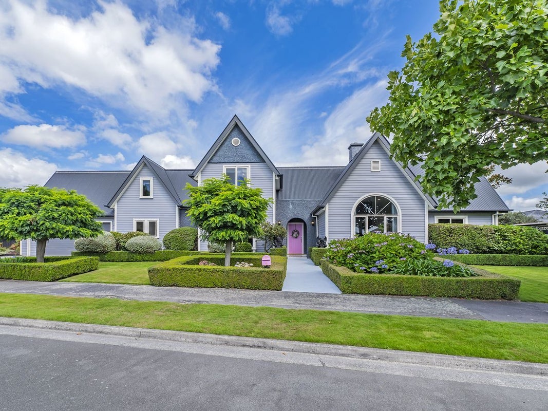 4 Baltimore Green, Shirley, Christchurch - Carousel 1