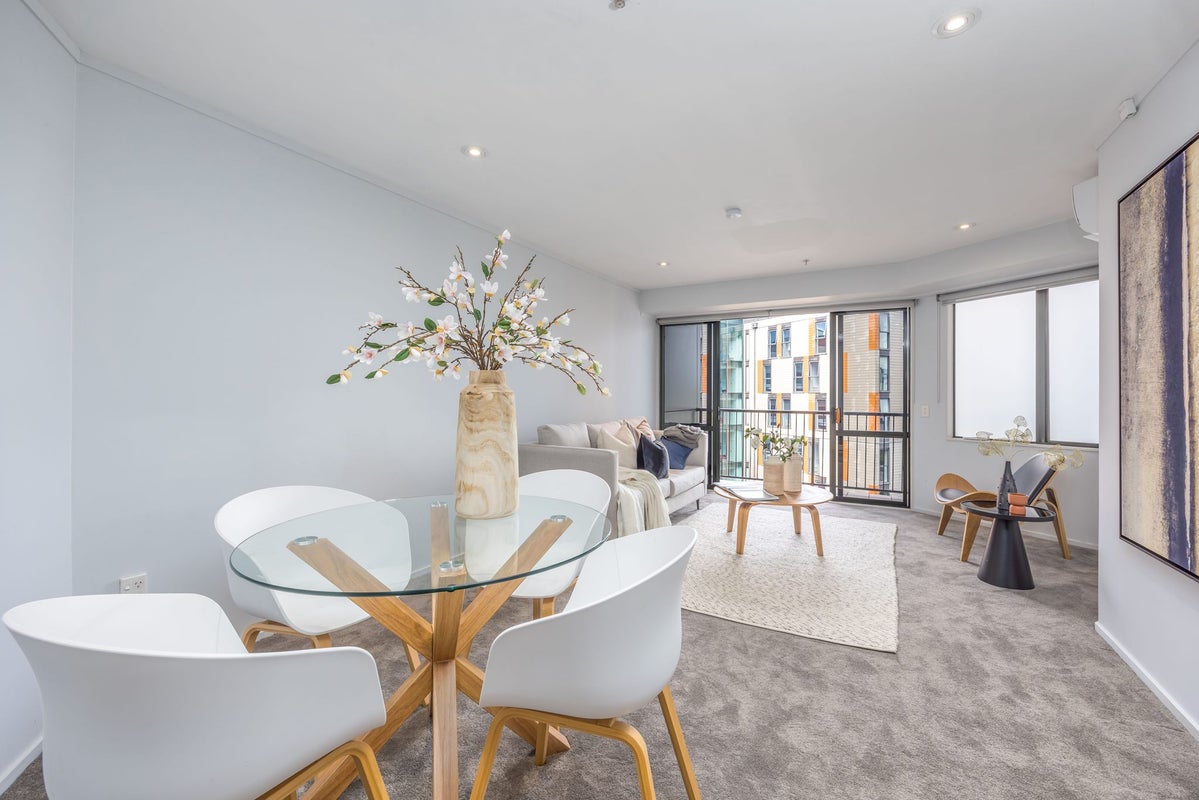 9B/6 Whitaker Place, Grafton, Auckland - Carousel 2