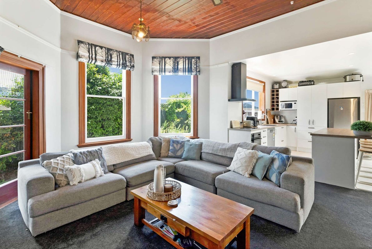 7 Princes Street, Netherby, Ashburton - Carousel 2