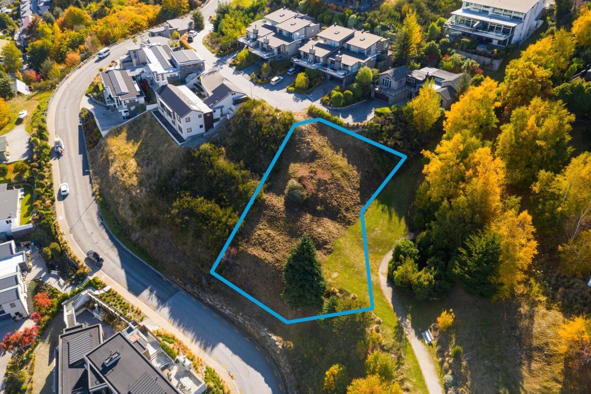 10 Galway Court, Queenstown, Queenstown - Carousel 2