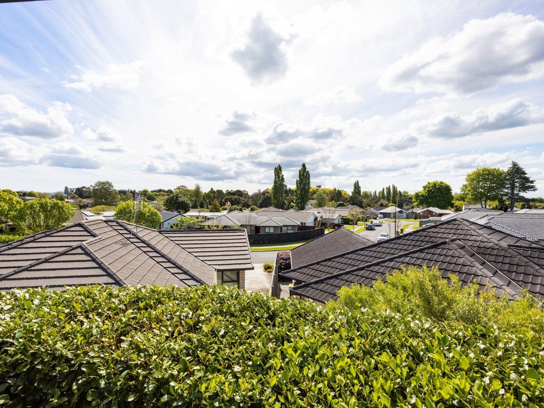 5/6 Church Road, Pukete, Hamilton - Carousel 18