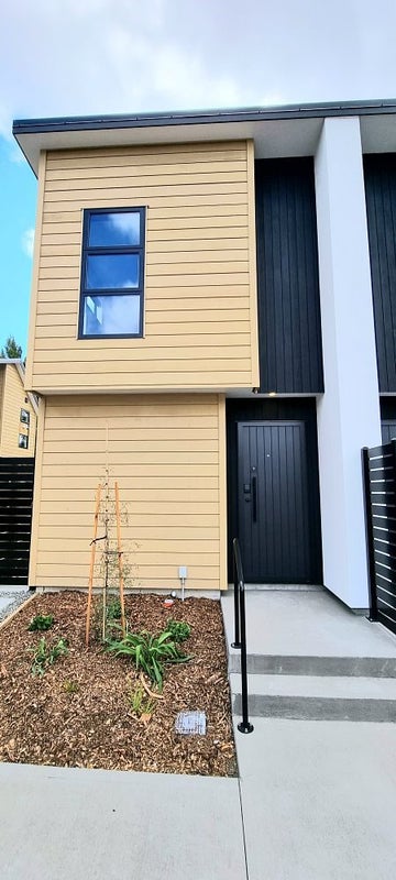 9/240 Stokes Valley Road, Stokes Valley, Lower Hutt - Carousel 1
