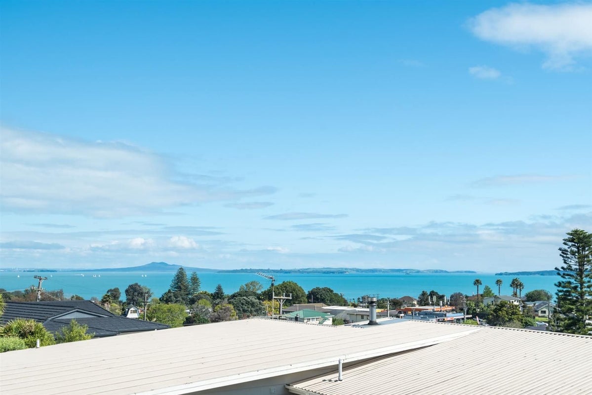 5 Maraetai Heights Road, Maraetai, Auckland - Carousel 2