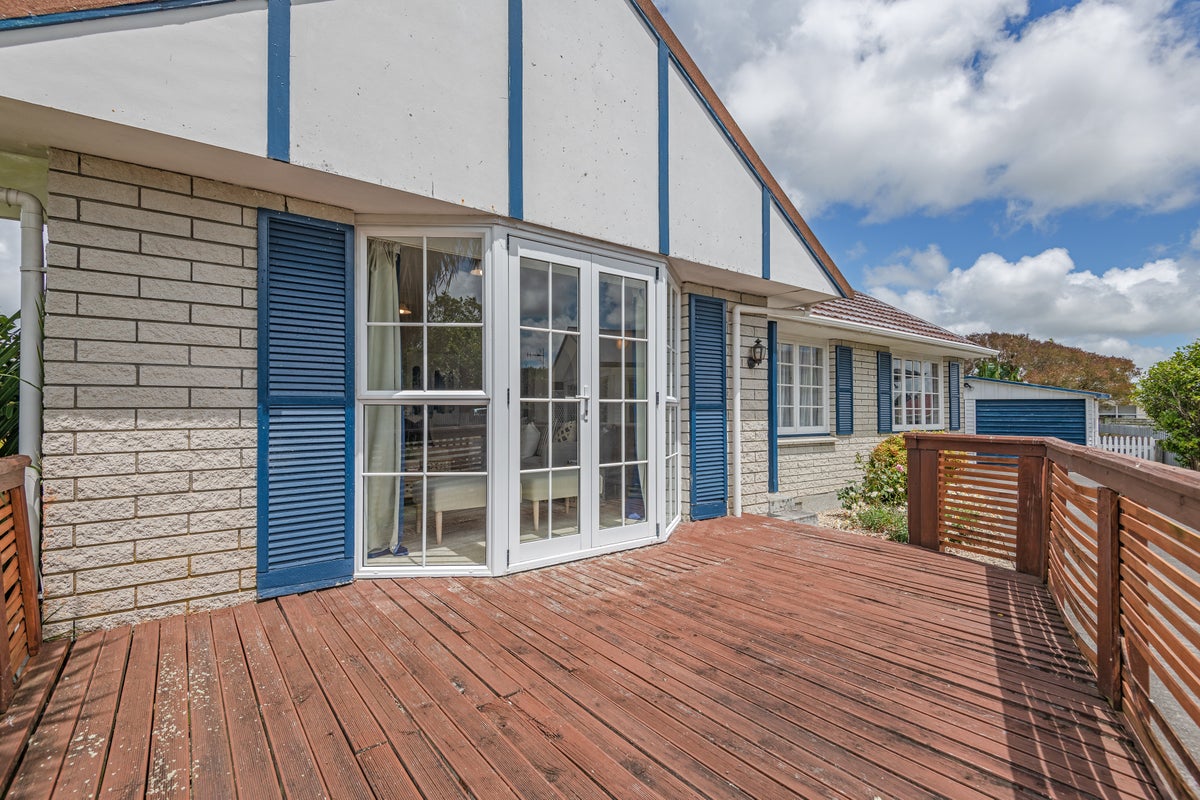 224 Milson Line, Milson, Palmerston North - Carousel 18