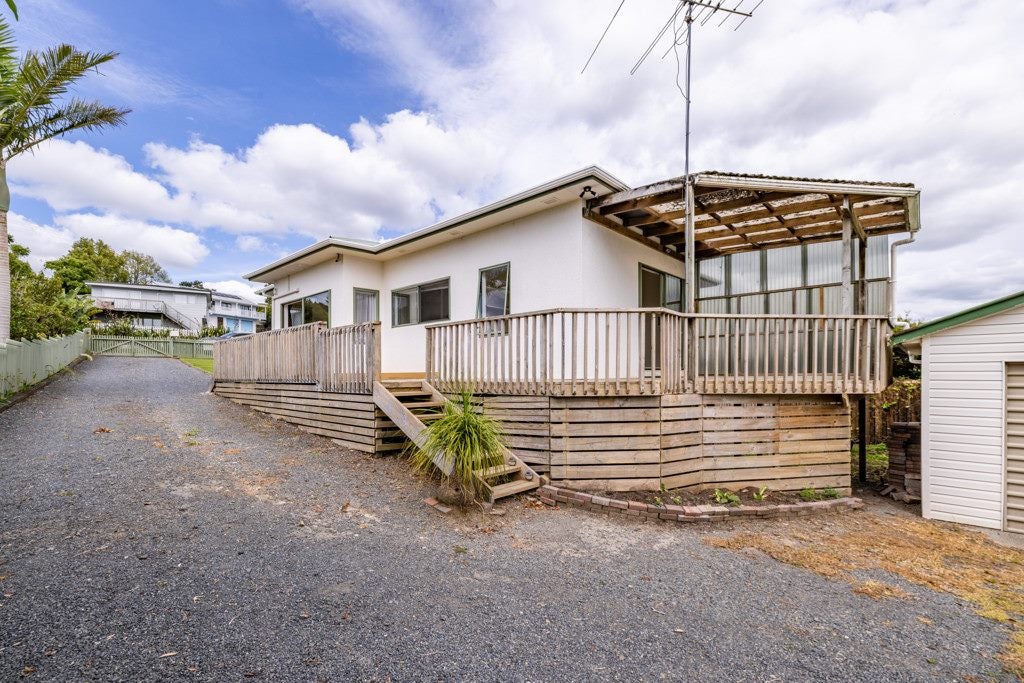 10 Yorke Road, Haruru, Haruru - Carousel 15