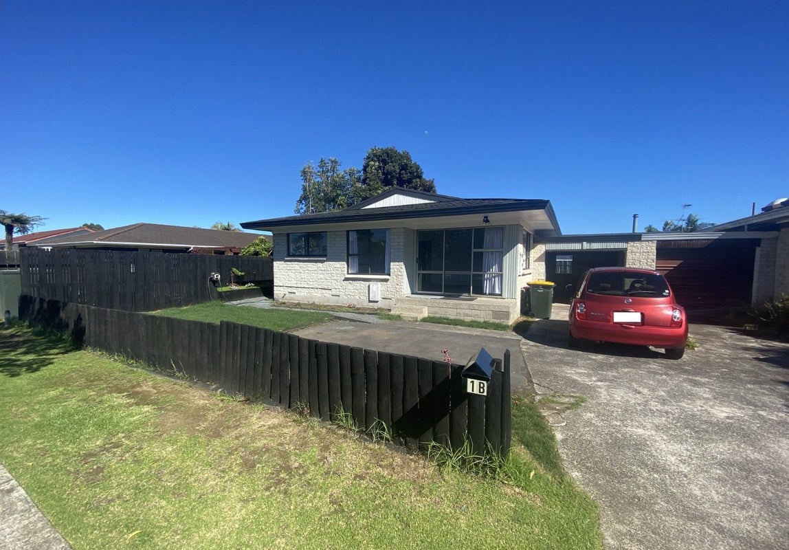 2/1 Huber Street, Weymouth, Auckland - Carousel 1