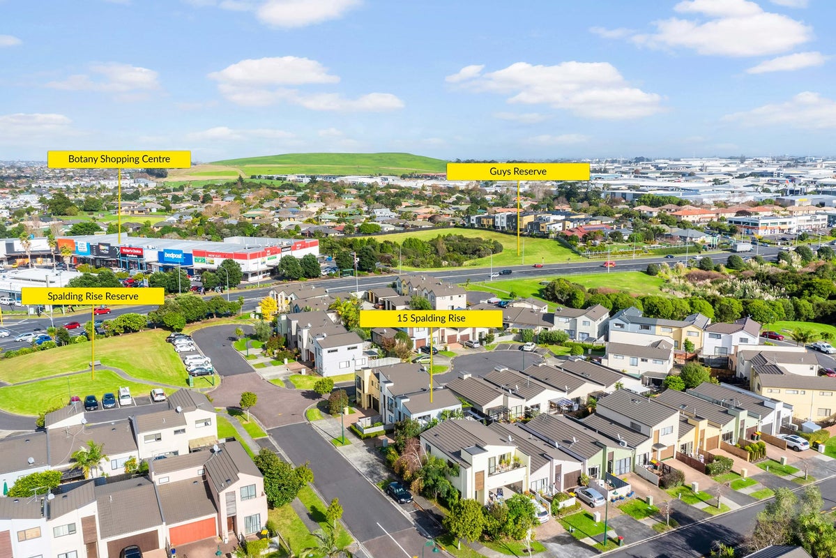 15 Spalding Rise, Golflands, Auckland - Carousel 26