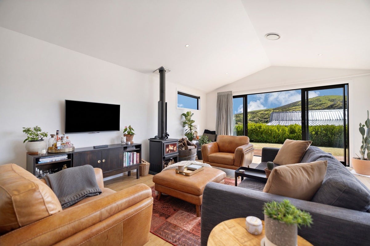 12 Howden drive, Hanley's farm, Queenstown - Carousel 2