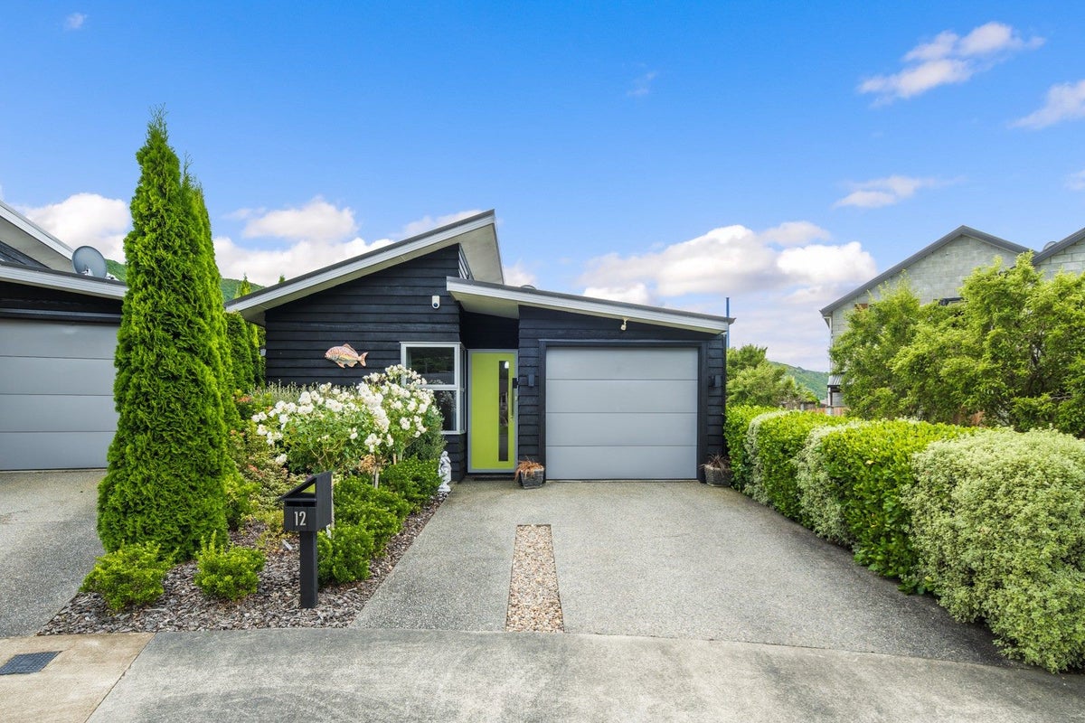 12 Nautique Place, Waikawa, Picton - Carousel 1
