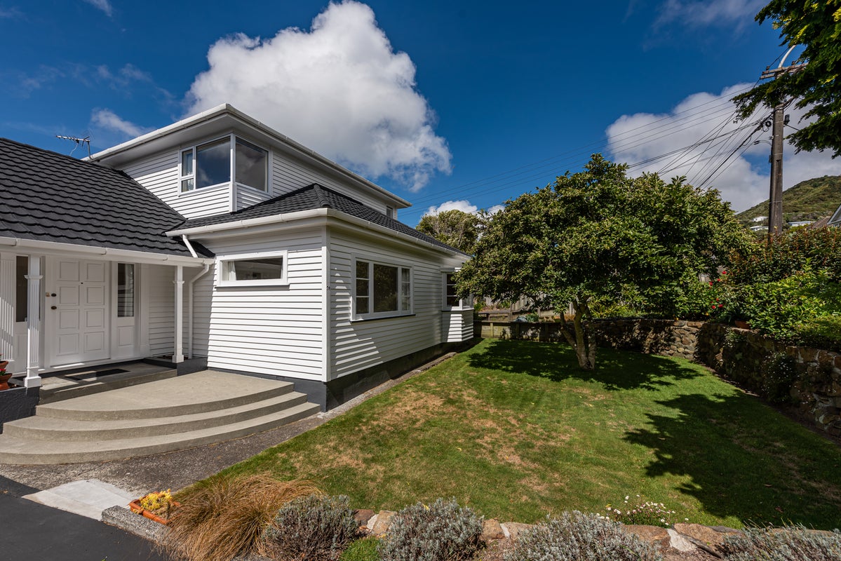 79 Campbell Street, Karori, Wellington - Carousel 21