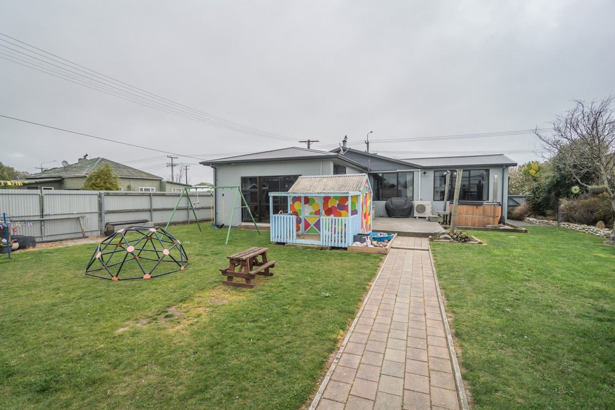 312 King Street, Temuka - Carousel 16