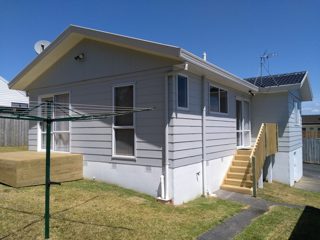 1/45 Everglade Drive, Goodwood Heights, Auckland - Carousel 2