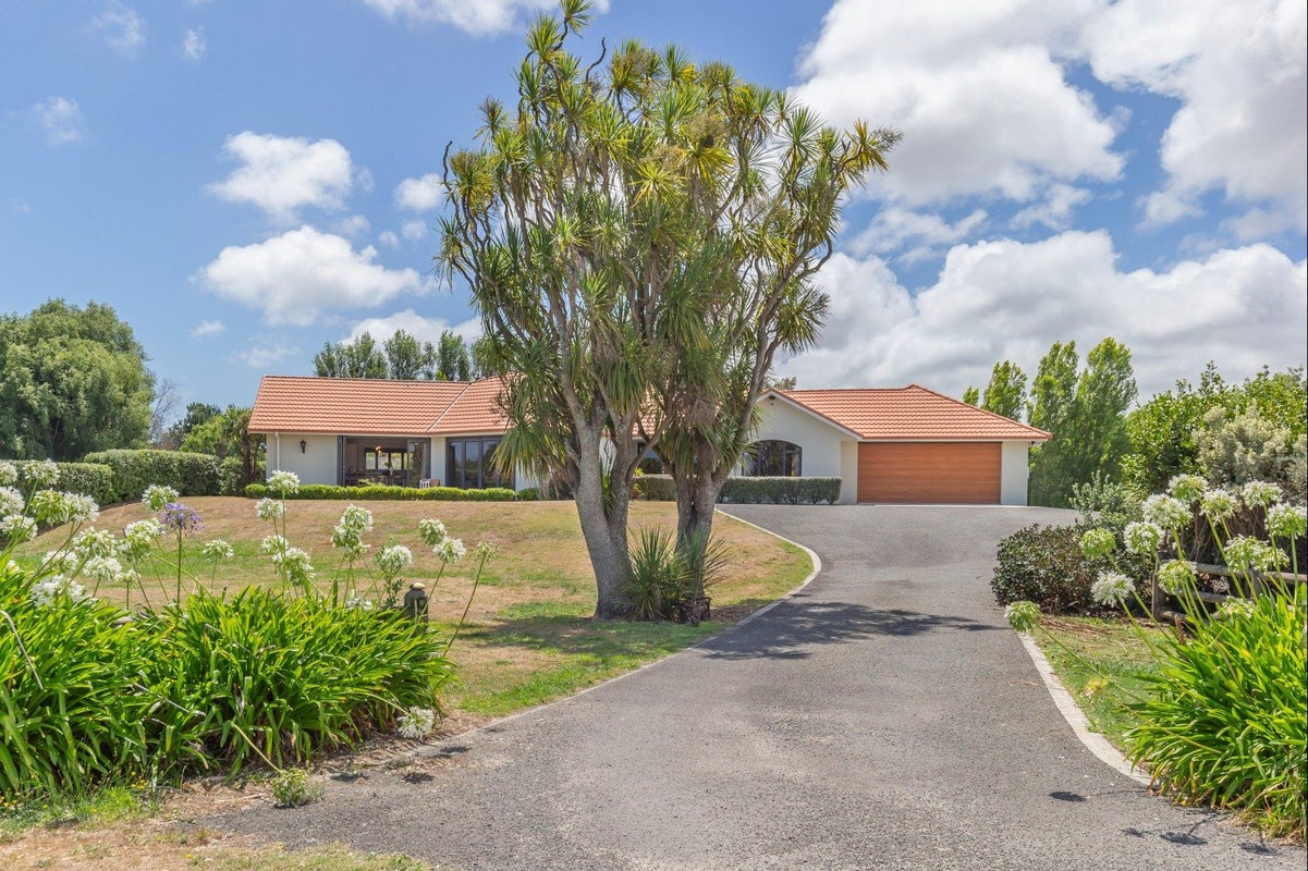 9 Wylie Road, Foxton Beach, Foxton - Carousel 1