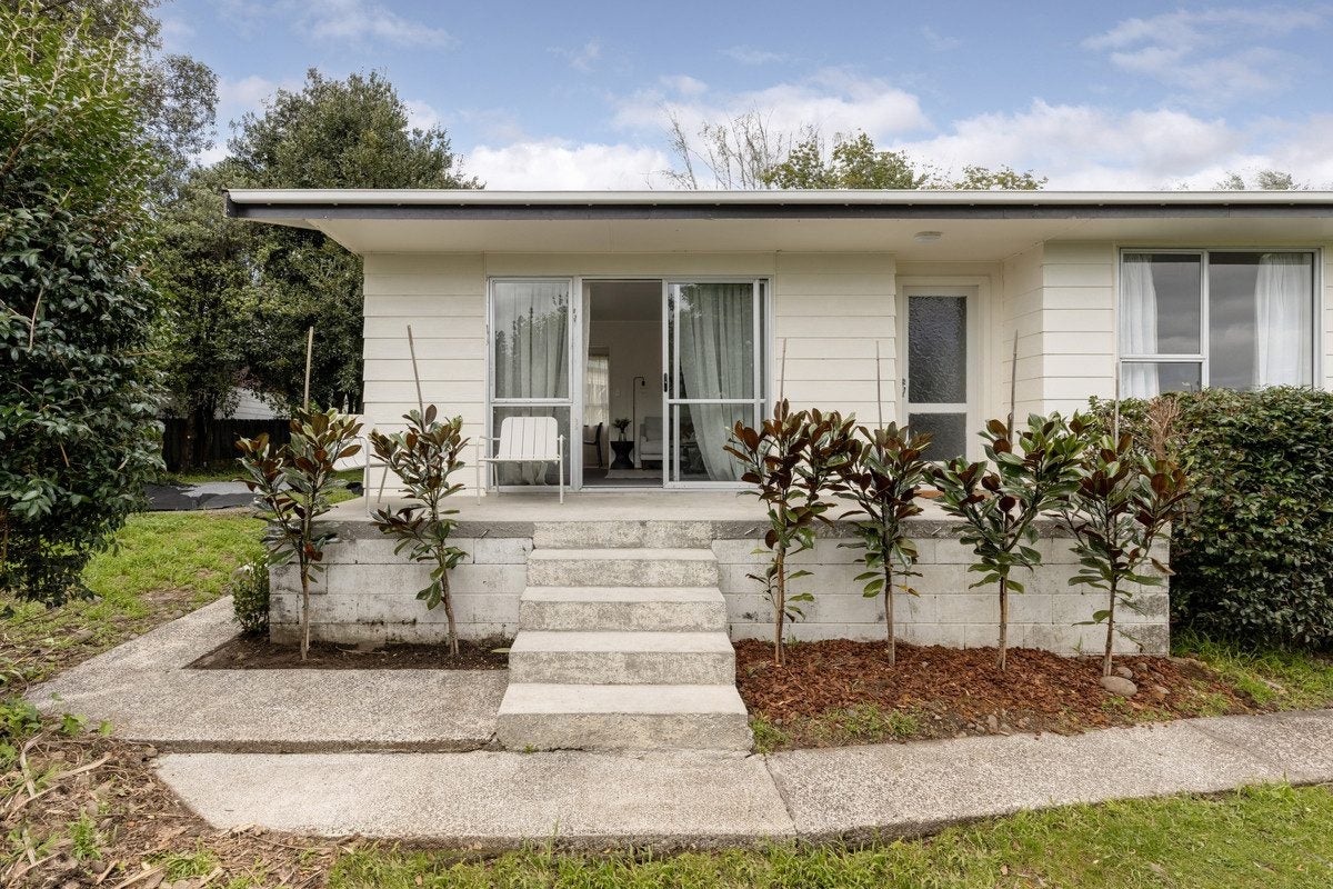 22 Arawata Avenue, Welcome Bay, Tauranga - Carousel 1