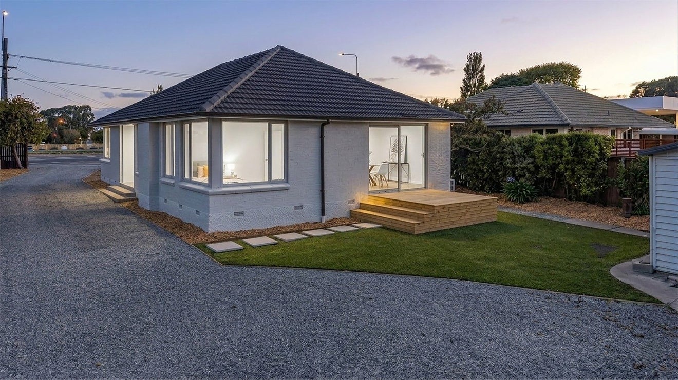 175 Pages Road, Wainoni, Christchurch - Carousel 1