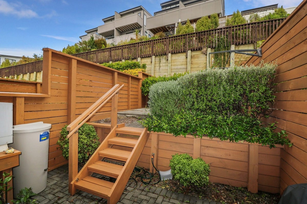 19/22 Booth Street, Miramar, Wellington - Carousel 11