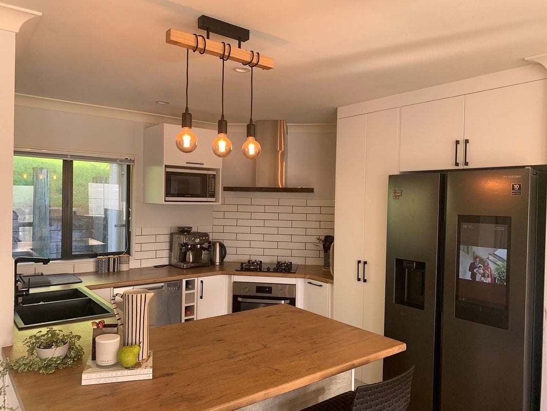 19 Corsham Grove, Churton Park, Wellington - Carousel 2