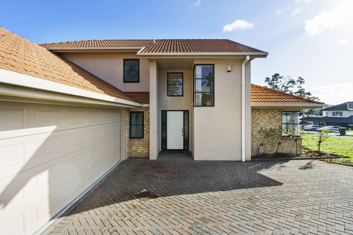 19 Manara Place, The Gardens, Auckland - Carousel 35