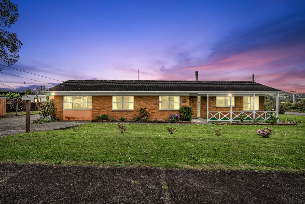 2 Beverley Crescent, Maungatapere, Whangarei - Carousel 2
