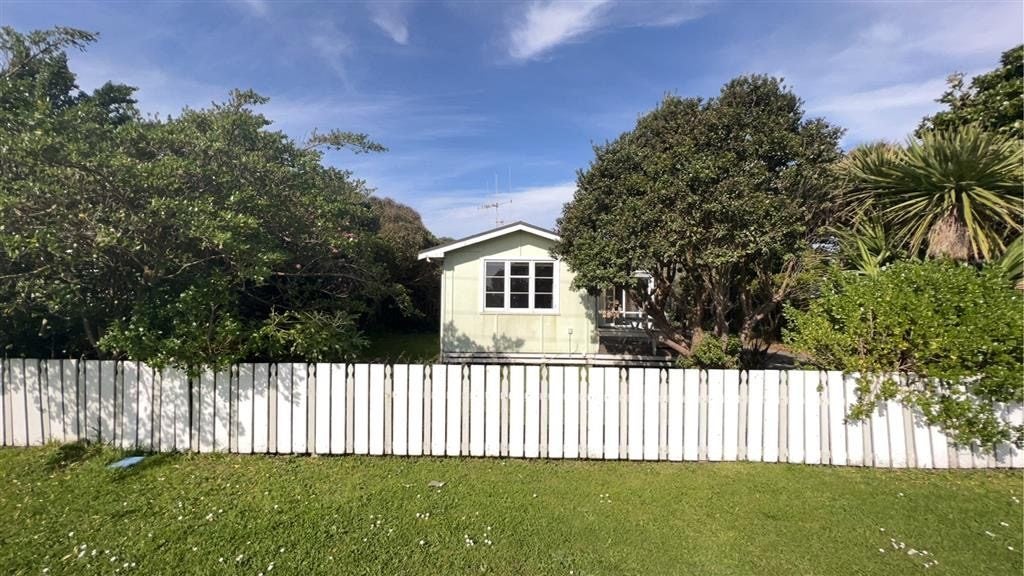 1 Te Whena Street, Otaki Beach, Otaki - Carousel 2