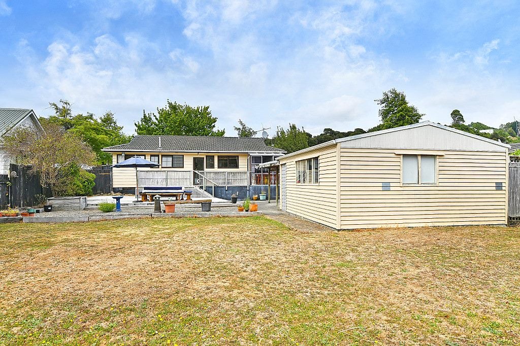 77 Gemstone Drive, Birchville, Upper Hutt - Carousel 20