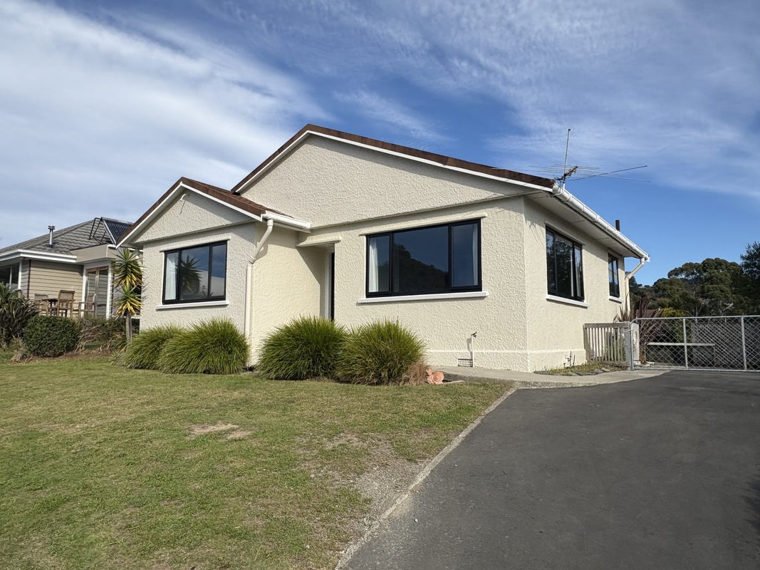 8 Jenner Road, Toi Toi, Nelson - Carousel 2
