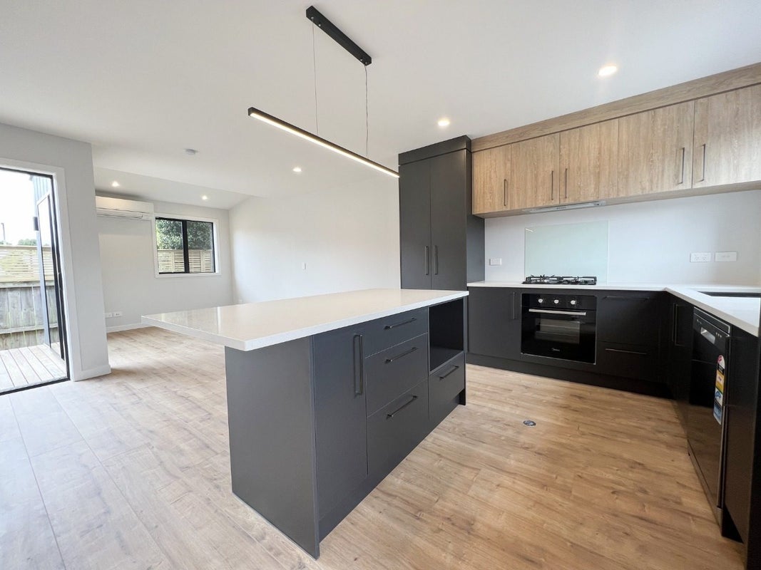 48C Ireland Road, Mount Wellington, Auckland - Carousel 2