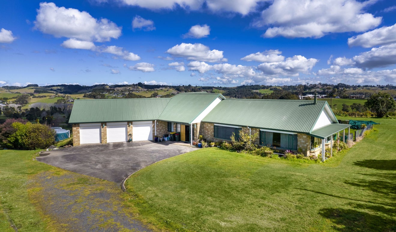 91 Trig Road, Howick - Carousel 1